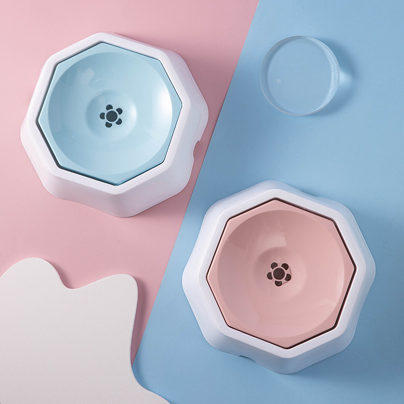 New pet water bowl, floating bowl, non-wet mouth, dog water bowl, cat water dispenser, large-capacity anti-splash pet supplies Application Scenario