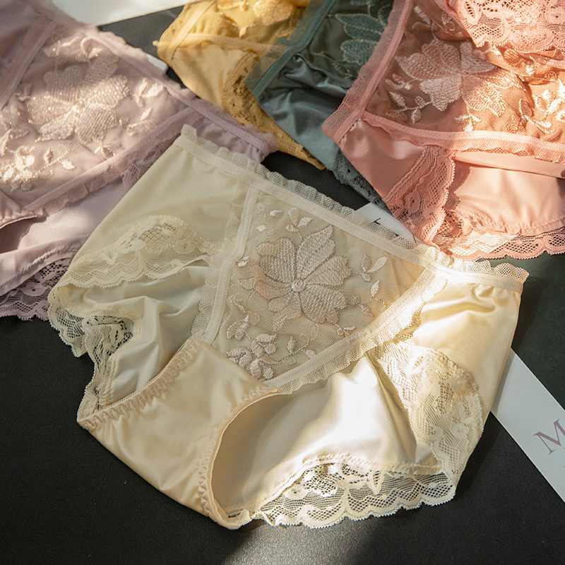 Wahler satin ice silk lace underpants for women, mid-waist style, girlish comfort, breathable and seamless shorts, summer thin and breathable details Picture