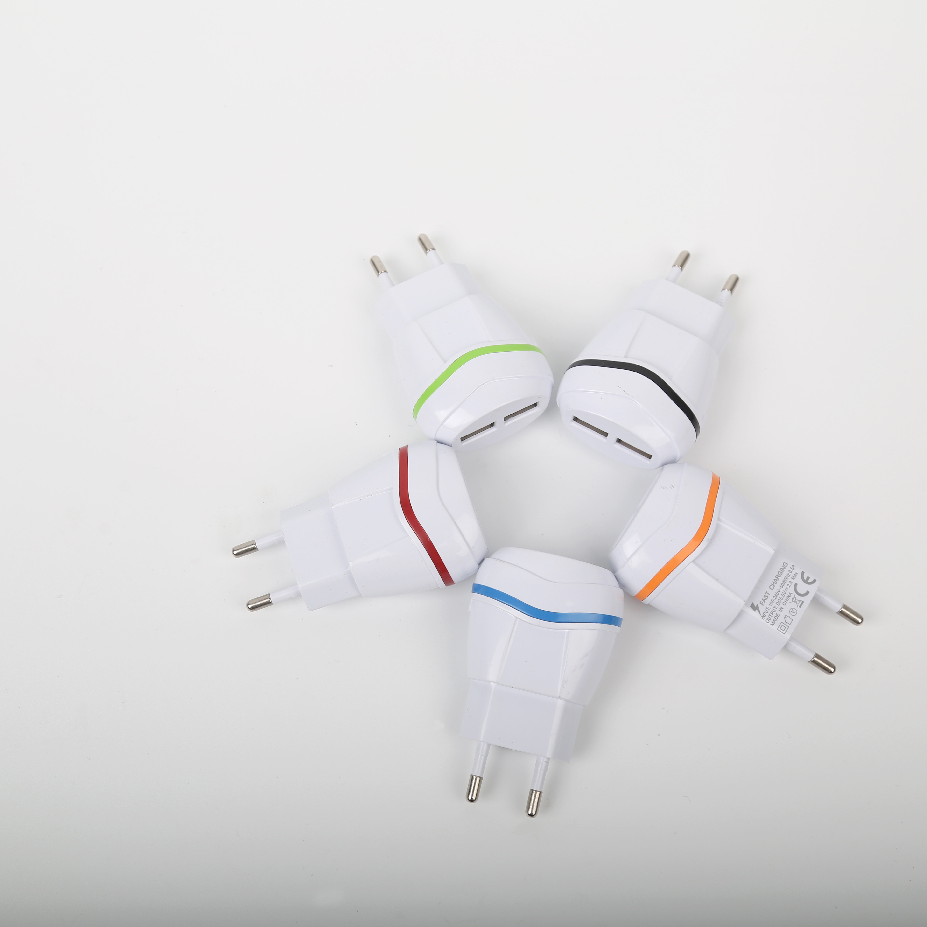 European standard foot 1 Ann double USB mobile phone charger IC program smart travel charger details Picture