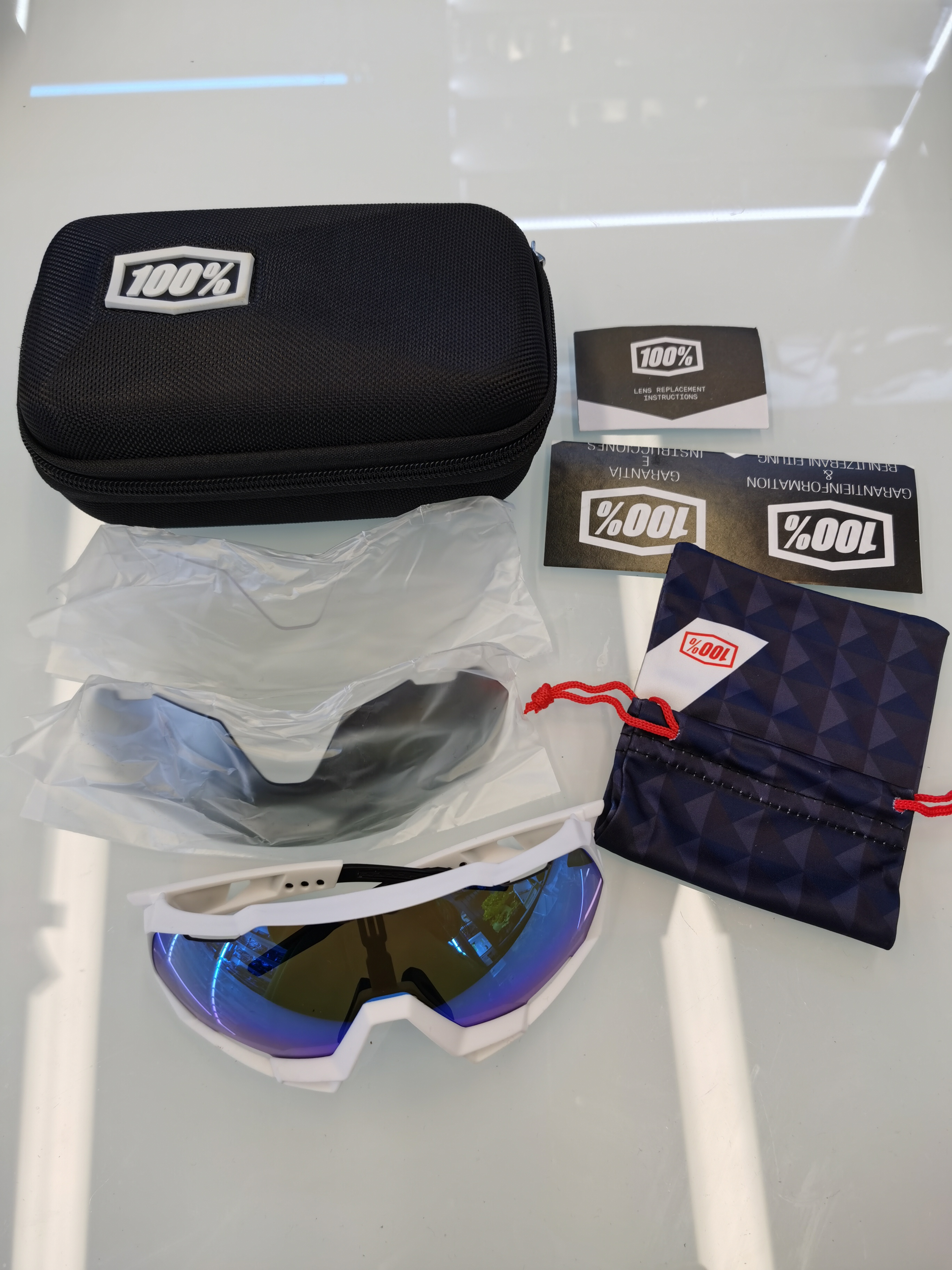 New bike electric bike mask motorcycle helmet mask off-road goggles windproof sandproof cycling glasses price negotiable full figure