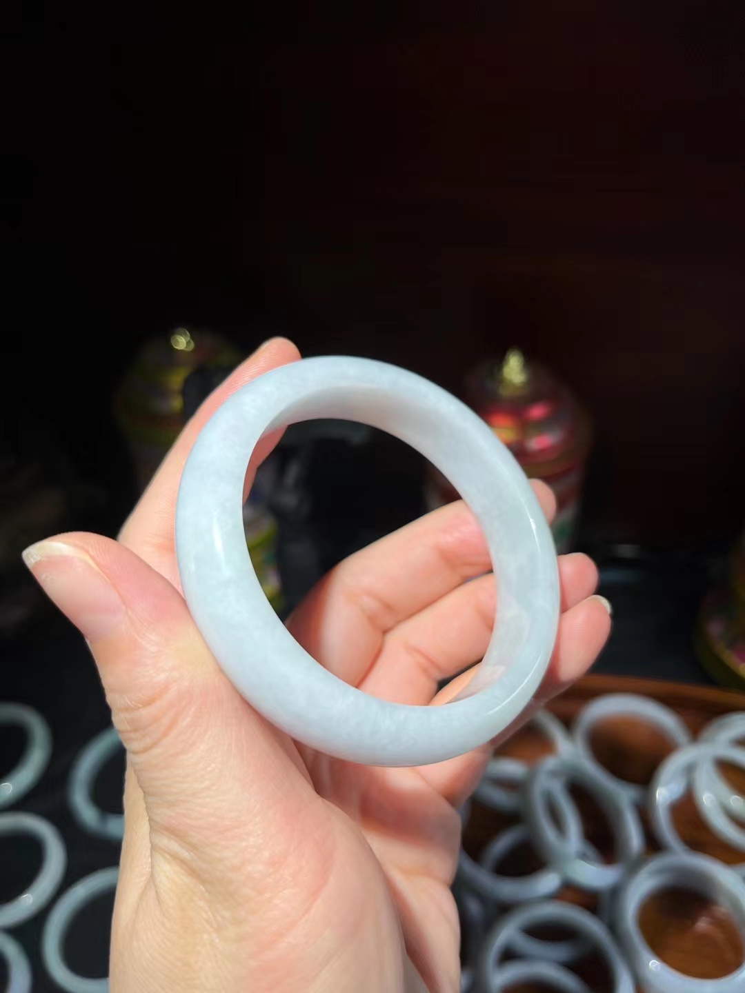 天然A货翡翠手镯圈口57 条宽0.8 精致细条 糯种微纹