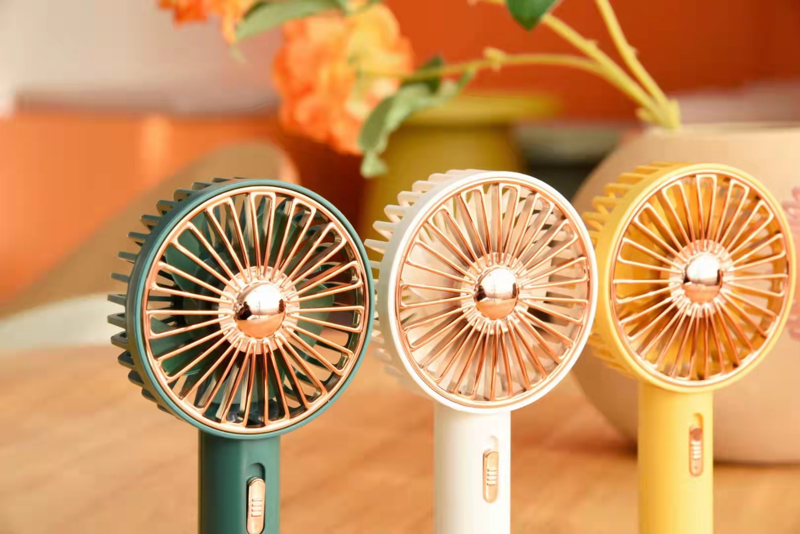 YM88101-1 Retro handheld Fan with light pic 5