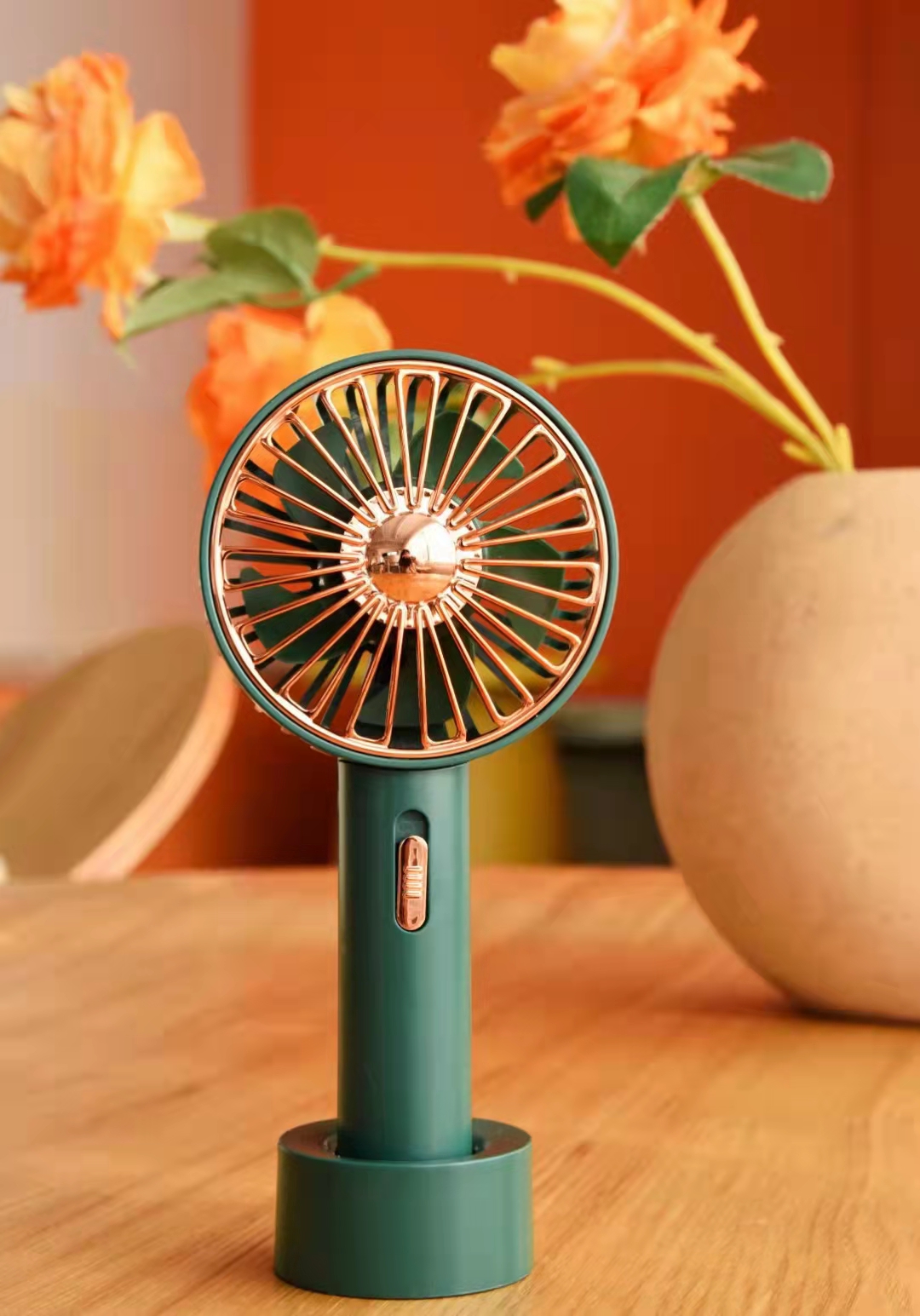 YM88101-1 Retro handheld Fan with light pic 4