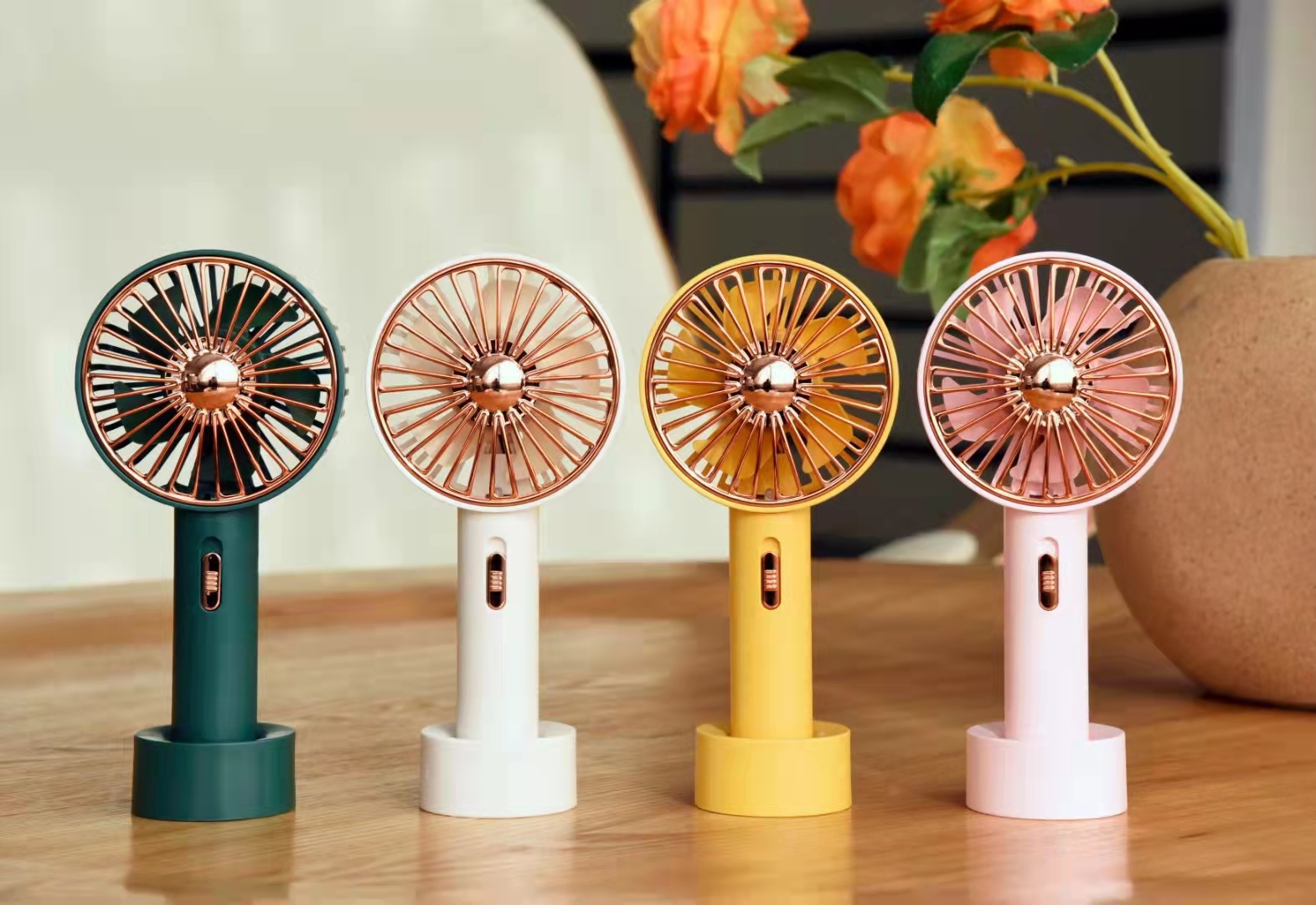YM88101-1 Retro handheld Fan with light pic 2