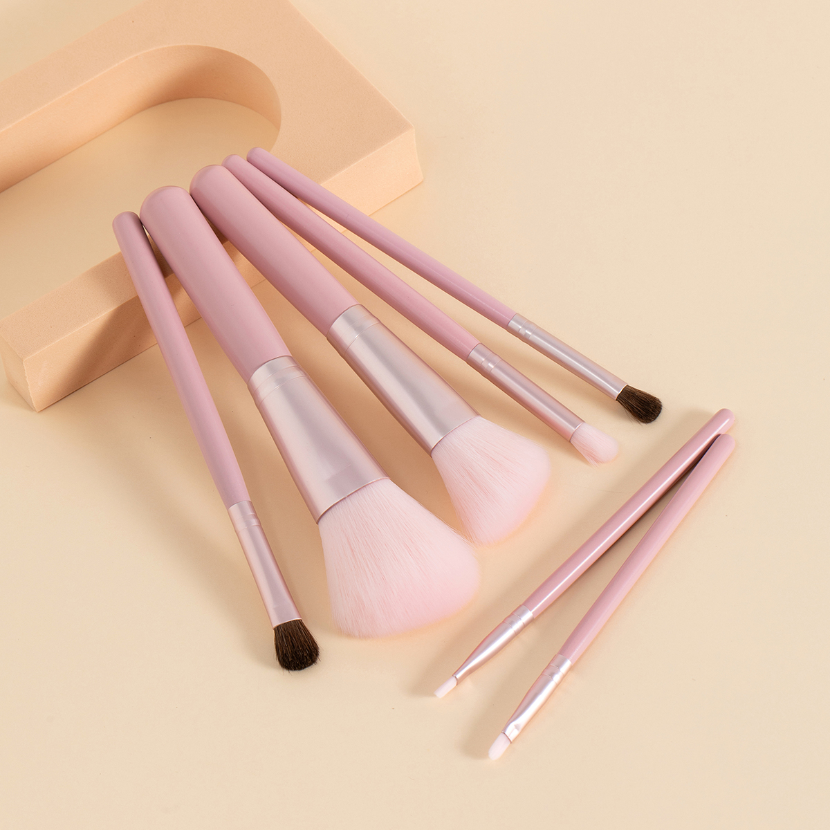 This portable travel set with 7 mini brushes is the first choice for beginners and students pic 8