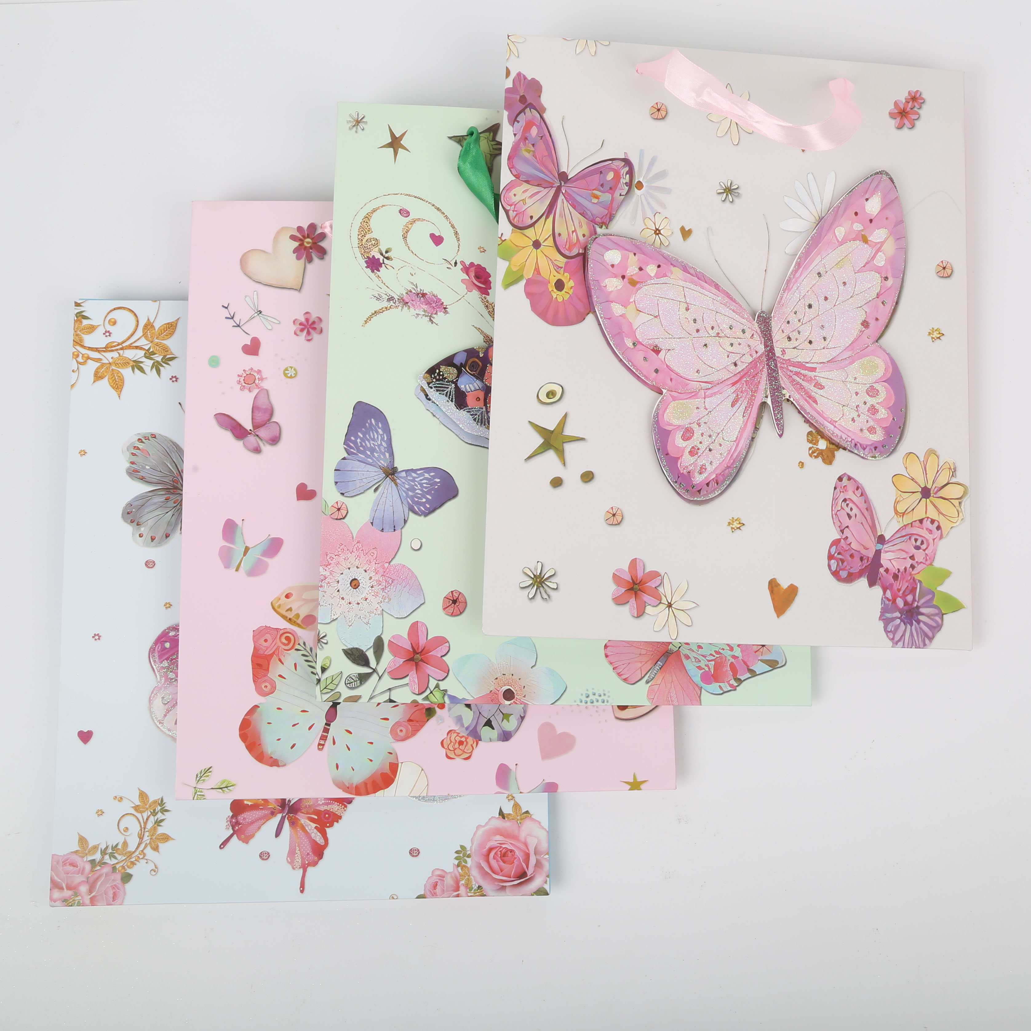 Exquisite butterfly gift bag thumbnail