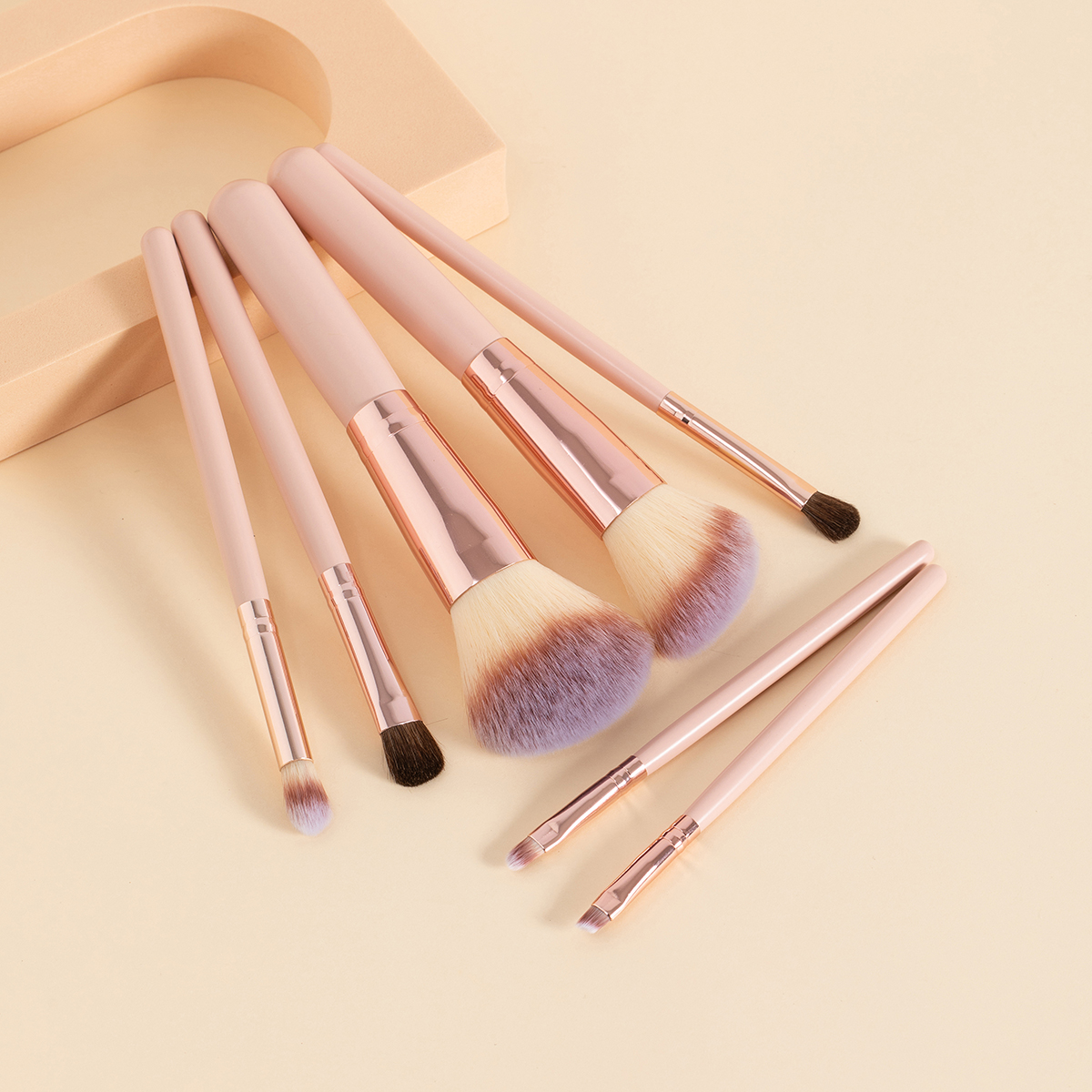 This portable travel set with 7 mini brushes is the first choice for beginners and students pic 5