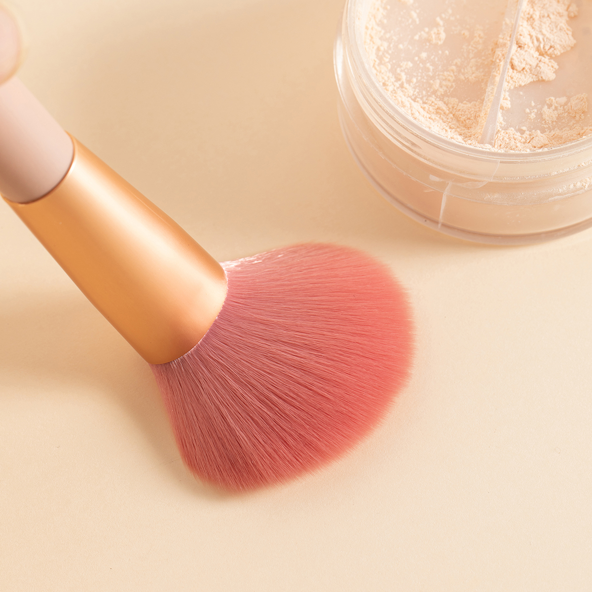 9 simple makeup set brushes in four colors, practical for beginners, easy to carry, soft bristles pic 6