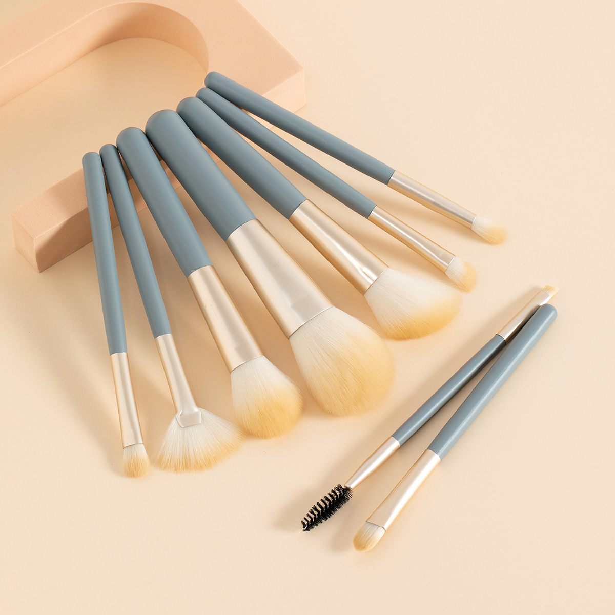 9 simple makeup set brushes in four colors, practical for beginners, easy to carry, soft bristles pic 8