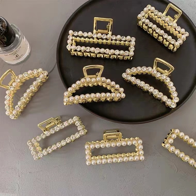 TIANYI Ladies Retro Pearl Hair Clip Set Fashional Hair Accessories Item Picture