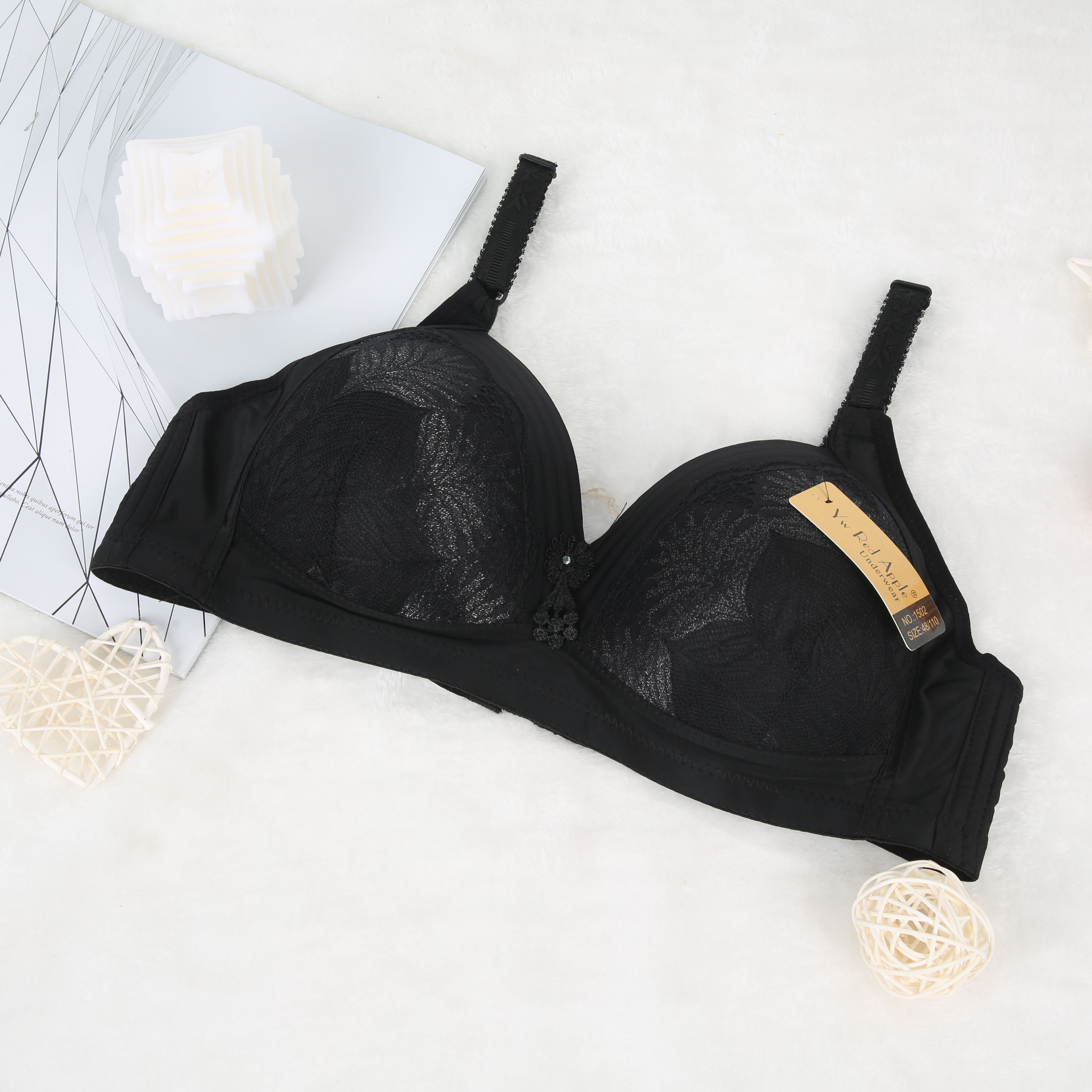 外贸东南亚现货小胸聚拢文胸薄款无钢圈女士内衣绣花收副乳调整型性感透气详情8