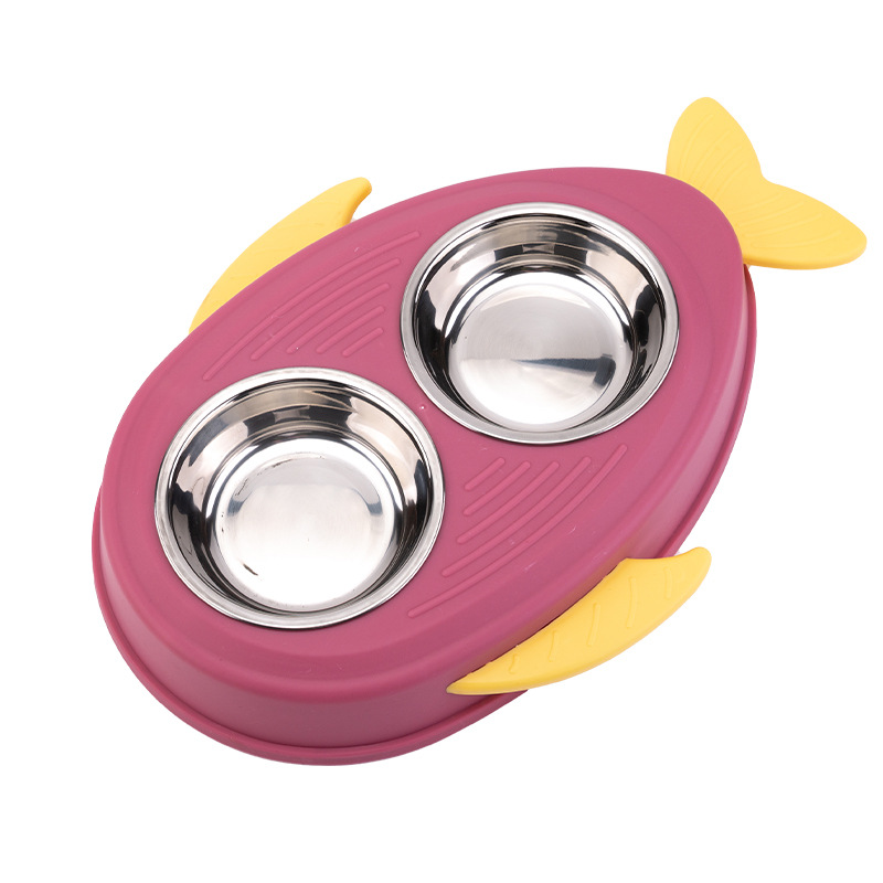 New pet double-bowl fish-shaped stainless steel pet bowl, dog food bowl, cat food bowl, water bowl and rice bowl, universal pet food utensils Application Scenario