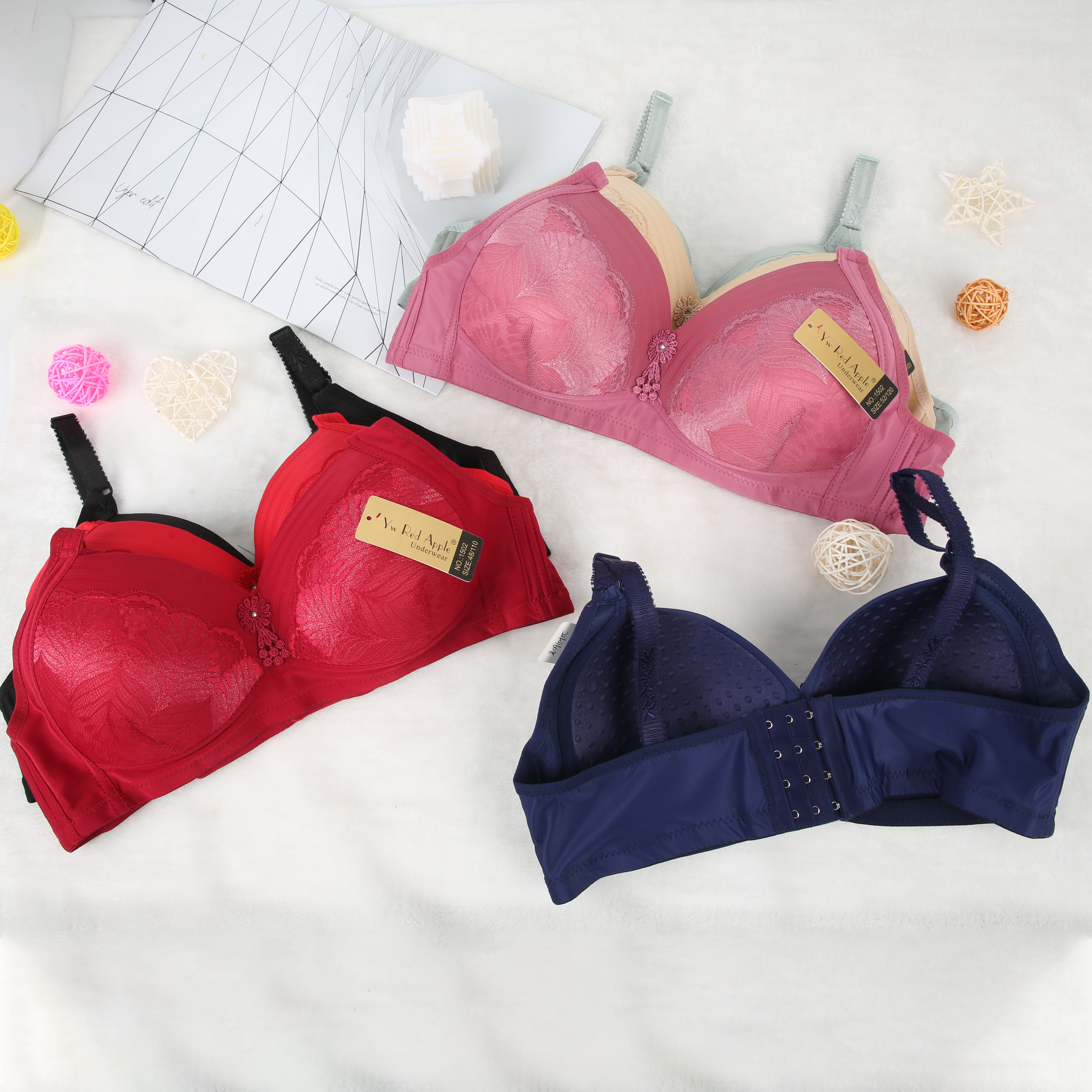 外贸东南亚现货小胸聚拢文胸薄款无钢圈女士内衣绣花收副乳调整型性感透气详情1