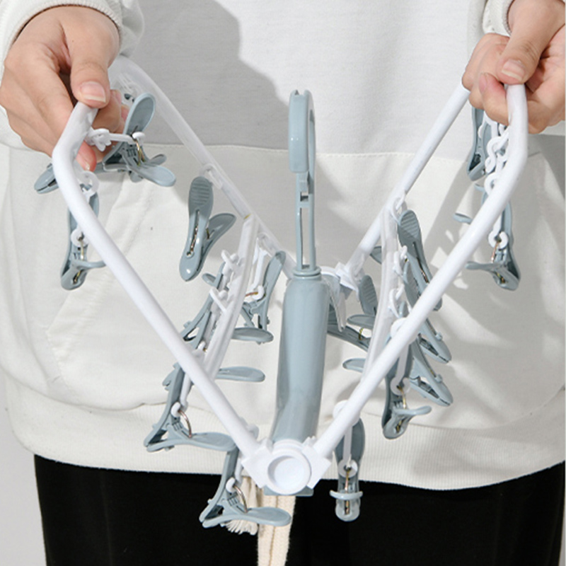 Multi-functional clothes drying rack, windproof clamp, sock and underwear hook, 20 clips, clothes hanger, clothes drying buckle, plastic clothes Application Scenario