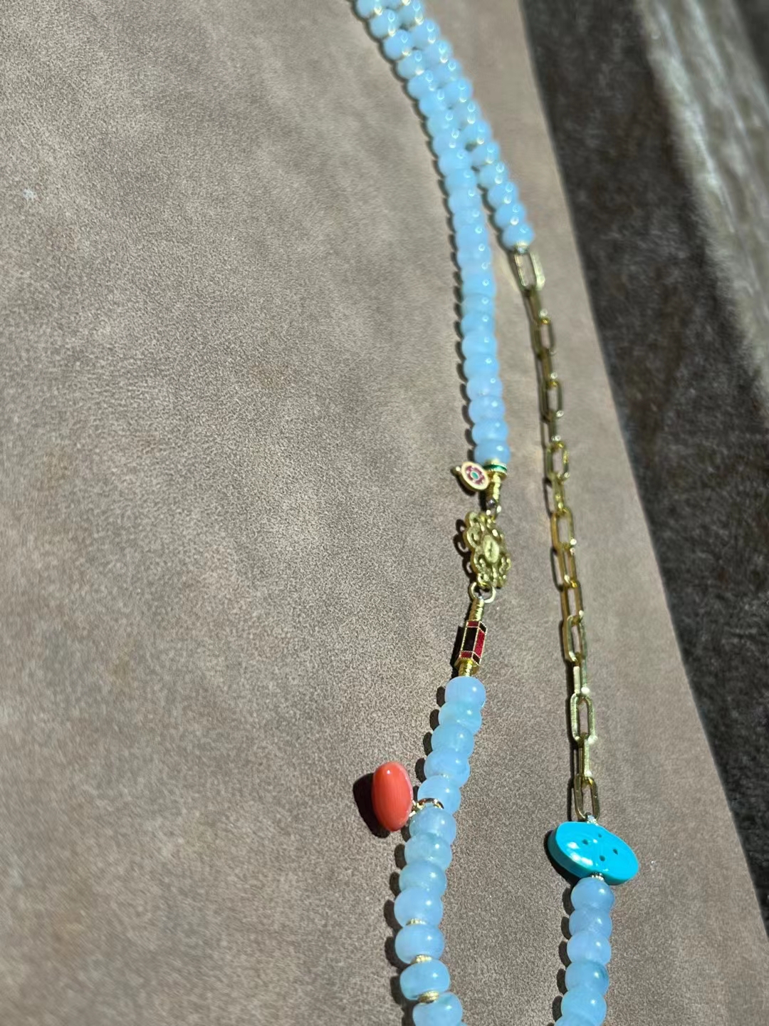 天然翡翠搭配999足金配件 时尚百搭款