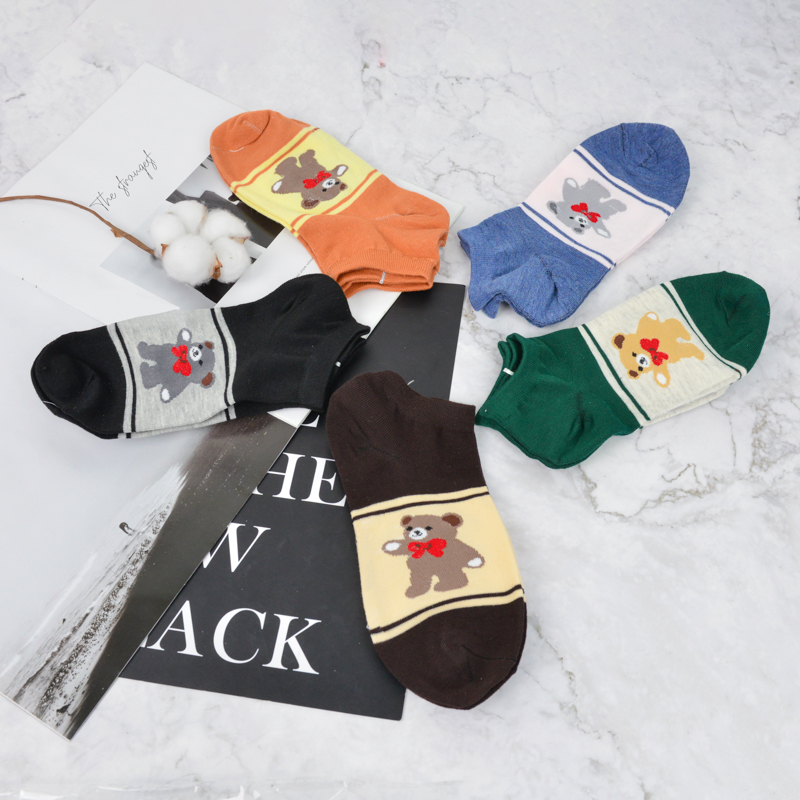 QIANQIANZU Multi Color Selection Silicone Five Finger Custom Design Anti Slip Sports Socks thumbnail