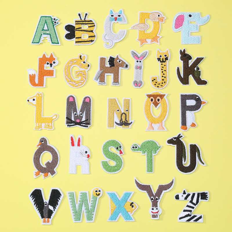 Cartoon alphabet embroidery cloth patch 26 animal patch kindergarten sign English name patch clothing decoration