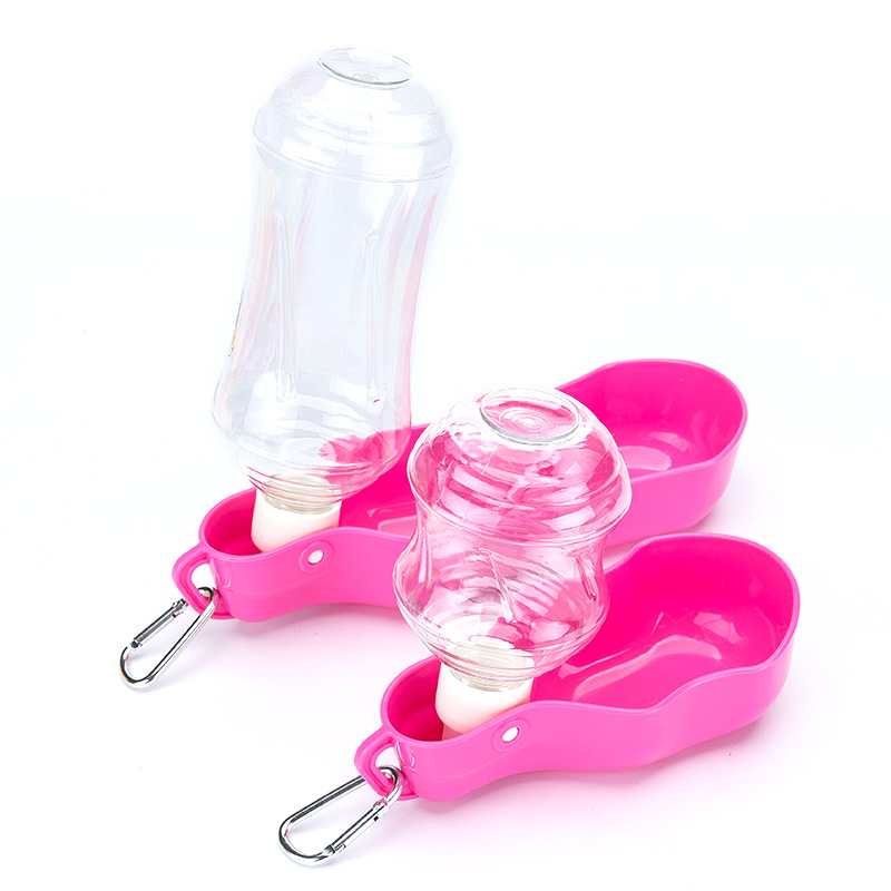 New Pet Dog Accompanying Cup Portable Drinking Cup Dog All-Purpose Drinking Cup Application Scenario