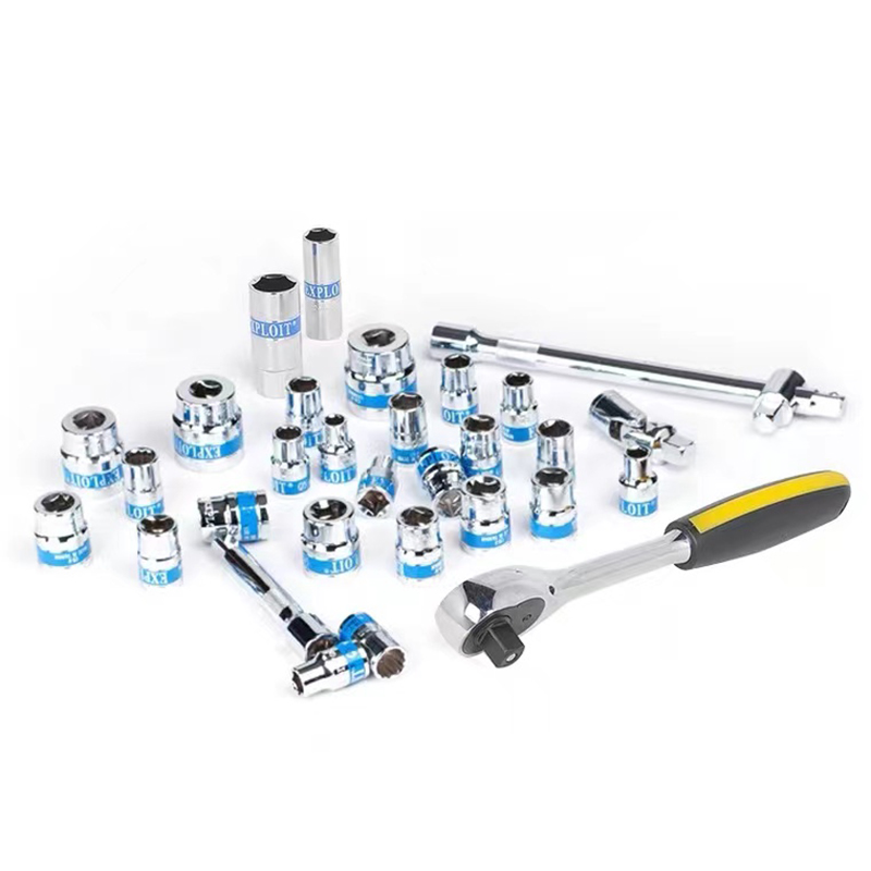 EXPLOIT developed an imported Taiwan socket ratchet wrench set of 32 pieces, a set of automotive repair tools made of chromium-vanadium steel forging pic 5