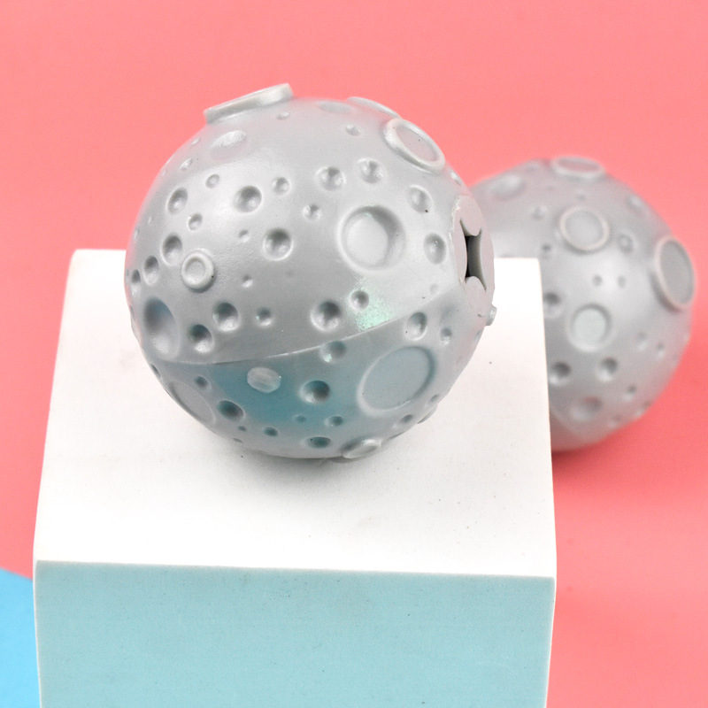Wholesale of moon food leak balls, dog biting toys, slow food leak prevention toys and pet supplies in stock details Picture