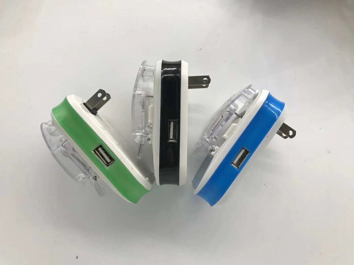 LCD平脚折叠美规欧规万能充老款手机电池充电器老人机游戏机相机收音机小家电器CCD3.7v电池老款外置聚合物电池充电详情6