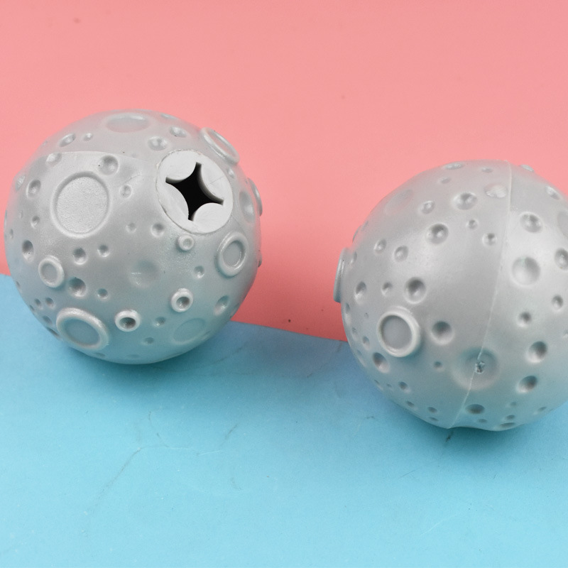 Wholesale of moon food leak balls, dog biting toys, slow food leak prevention toys and pet supplies in stock Specification image