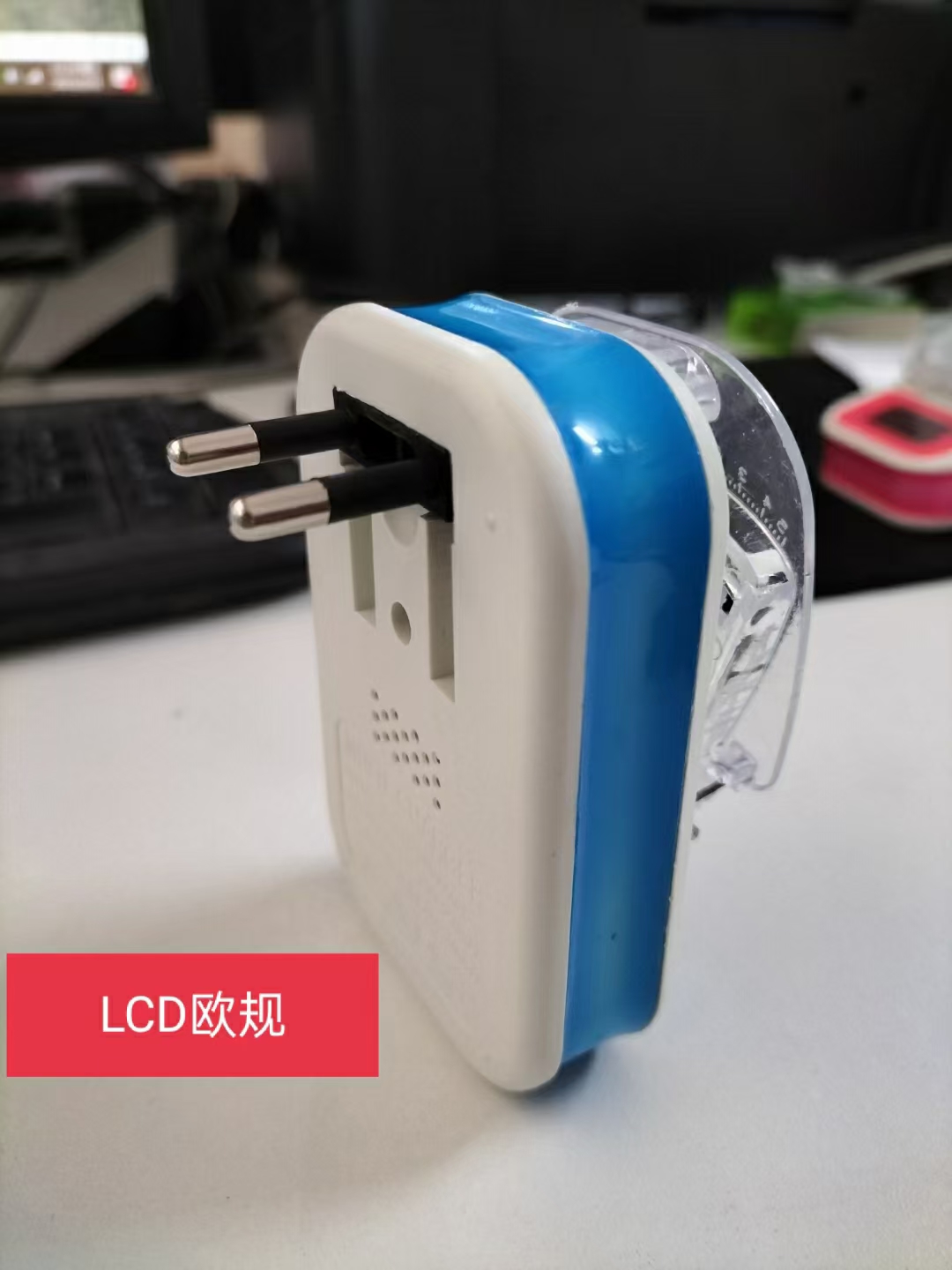 LCD平脚折叠美规欧规万能充老款手机电池充电器老人机游戏机相机收音机小家电器CCD3.7v电池老款外置聚合物电池充电详情3