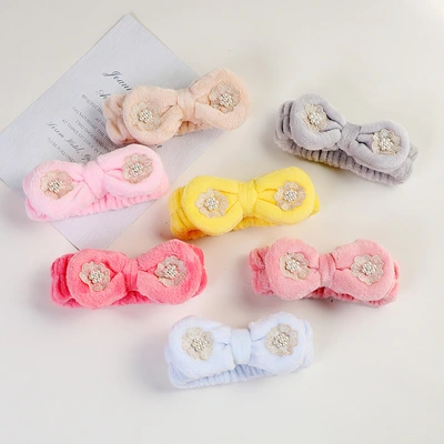 LANMEI Plush Pearl Bow Knot Fabric Floral Face Wash Hair Accessories thumbnail