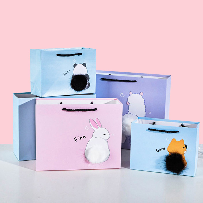 Guo Mu freshing cartoon hair ball packaging gift bag paper high-grade and exquisite horizontal tote bag thumbnail