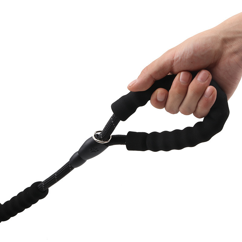 New pet leash with foam handle, breathable reflective chest and back strap, large and medium-sized dog leash, pet supplies in stock for wholesale Specification image