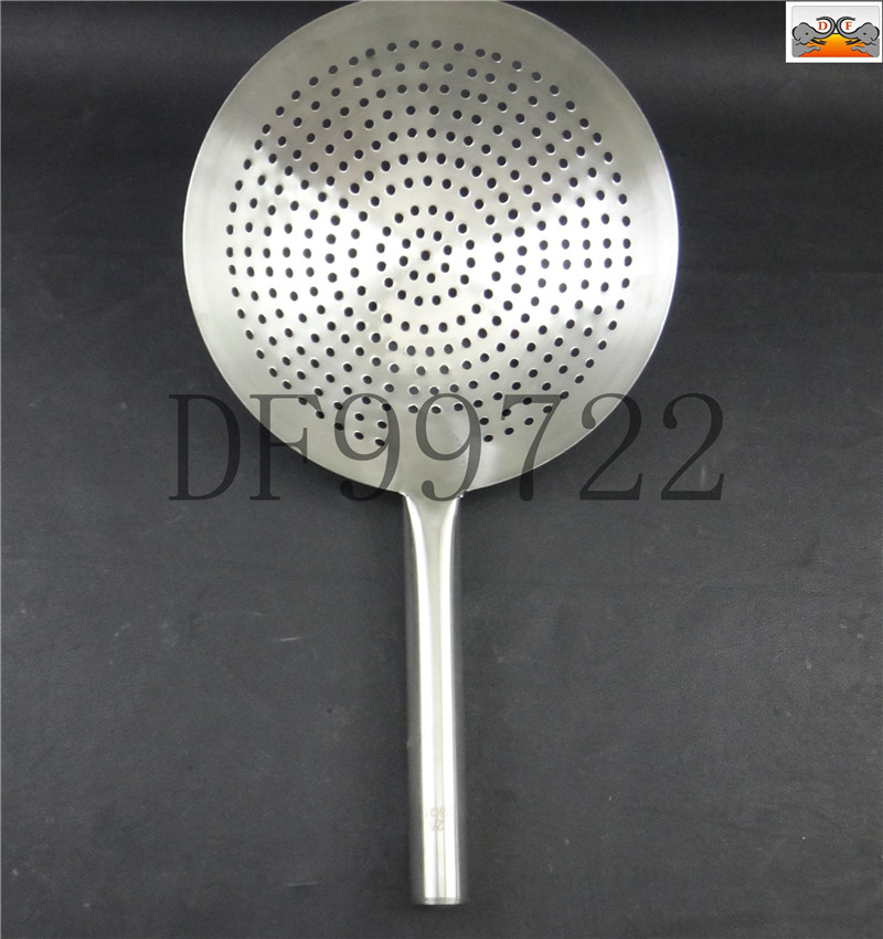 DF99722 Oil drum leak DF Trading House