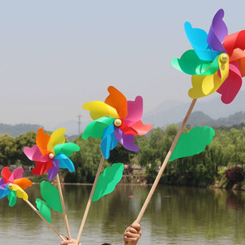 Windmill toys for children, rainbow outdoor courtyard, colorful kindergarten, hand-held wooden pole rotating seven-color 18CM large windmill decoration Item Picture