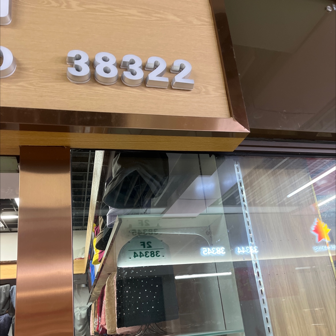 Yiwu Qiancheng Knitting Cap Factory describe pic - 3