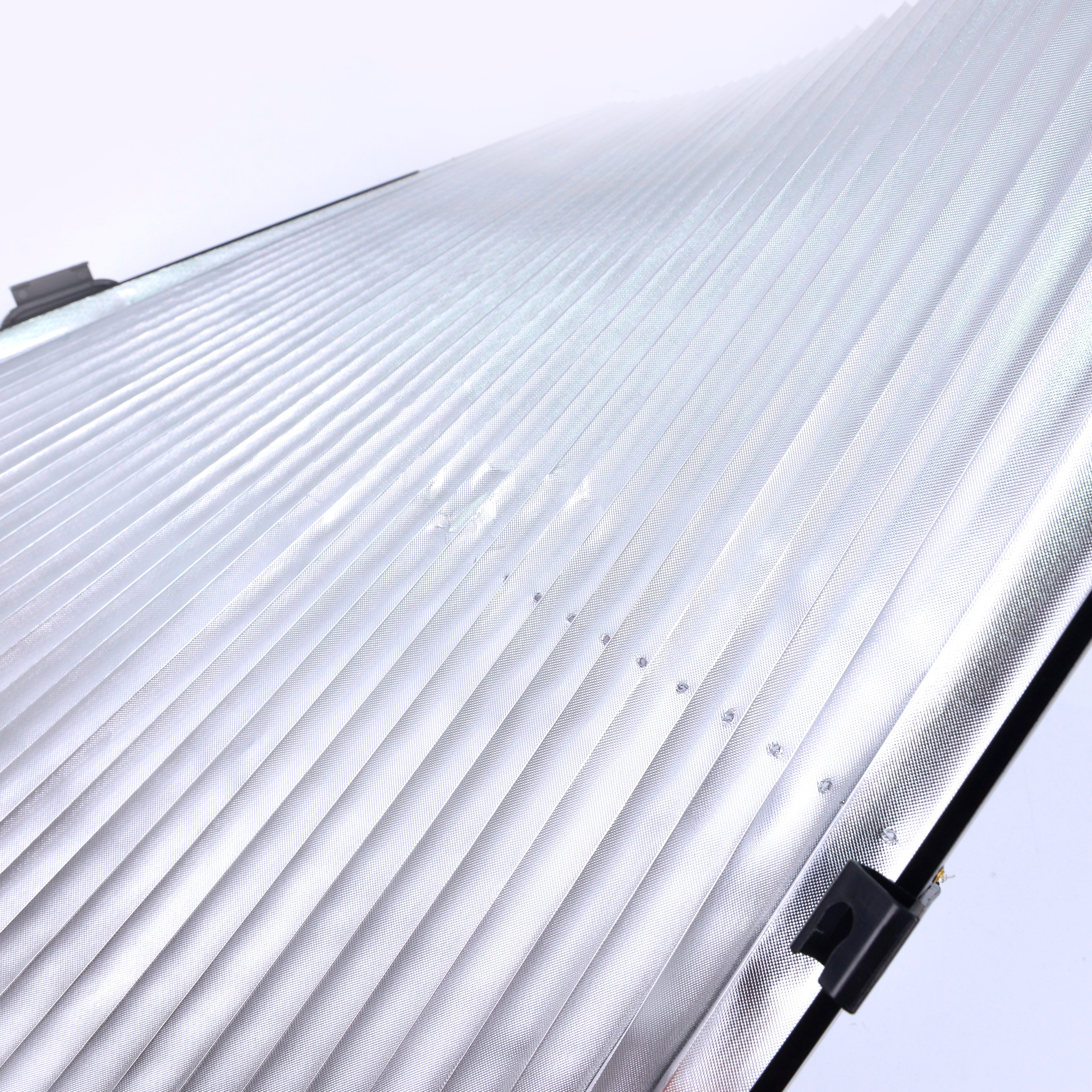 Auto summer telescopic sunshade automatic folding sun protection and heat insulation sunshade 65cm factory direct sales QW08 Application Scenario