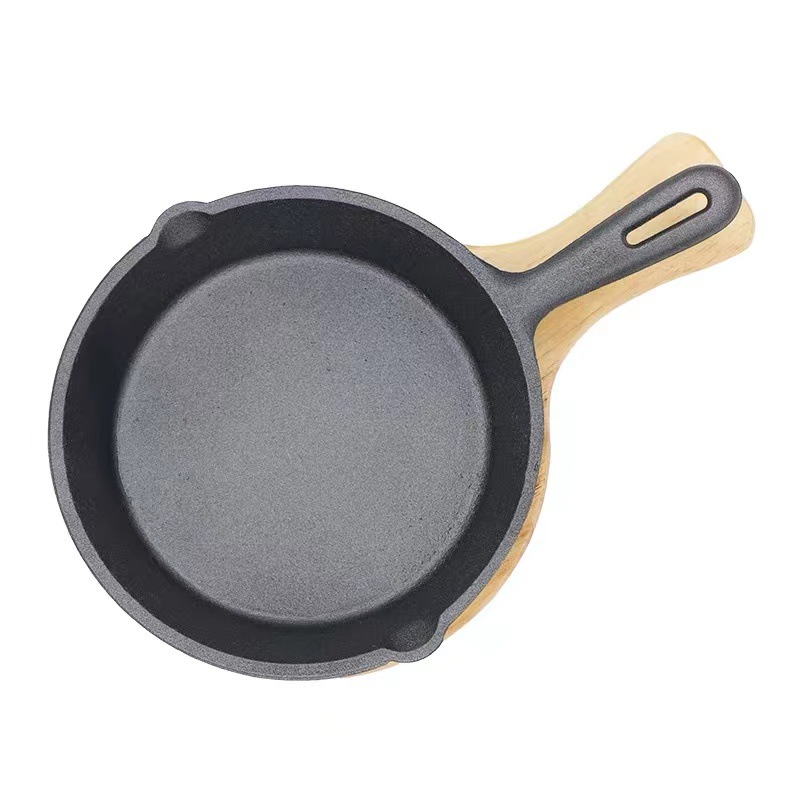 Cast iron skillet