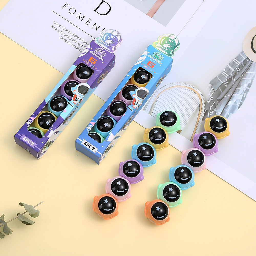 Five-color astronaut shaped spliced highlighter key marking pen pic 3