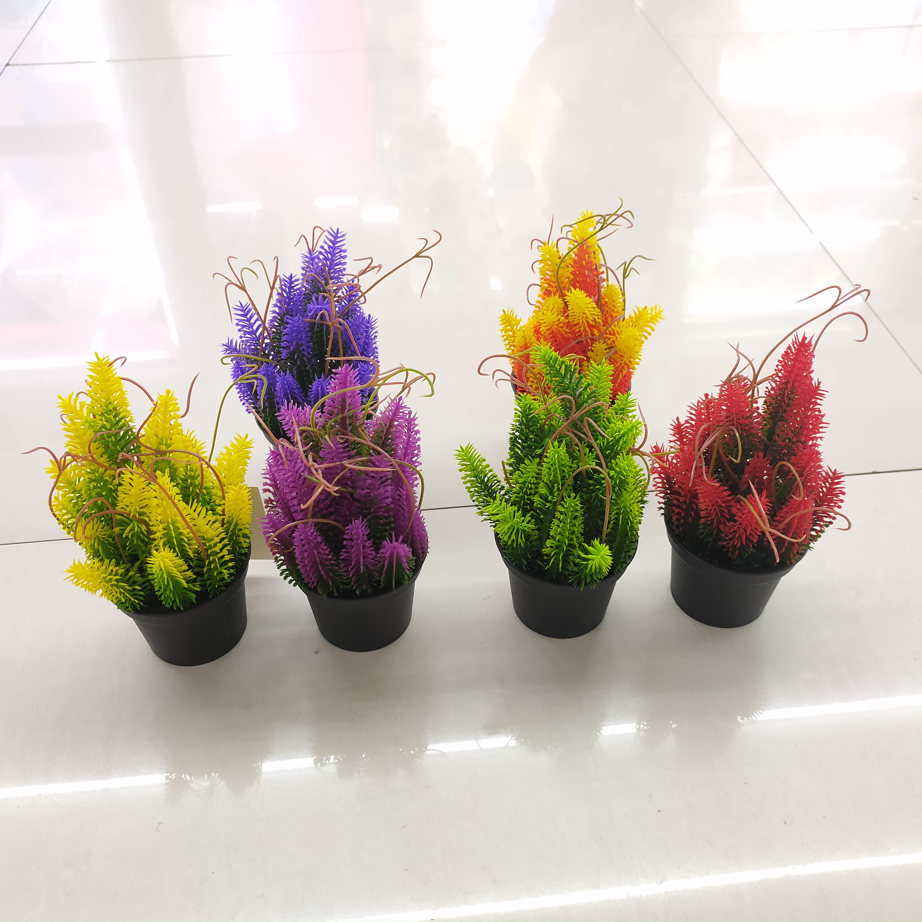 The new simulation flower small bonsai black pot green plant simulation plant decoration living room bedroom dining room furnishings
