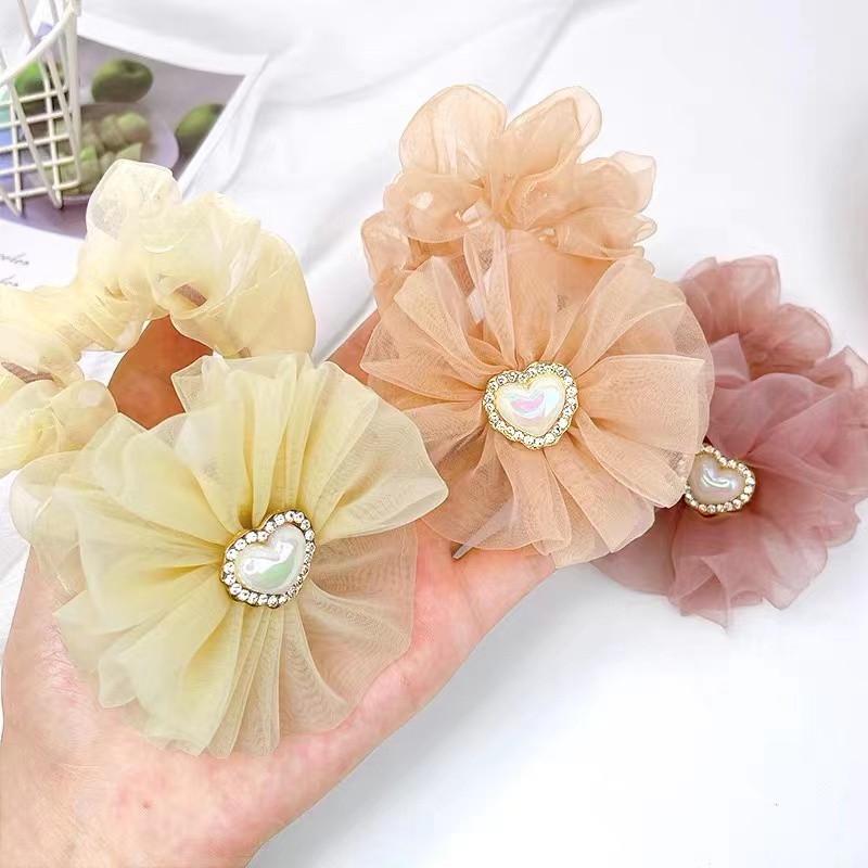 2022 summer new organza large scrunchie fancy pearl hair rope Delicate rhine-diamond with ponytail leather band hair flower thumbnail