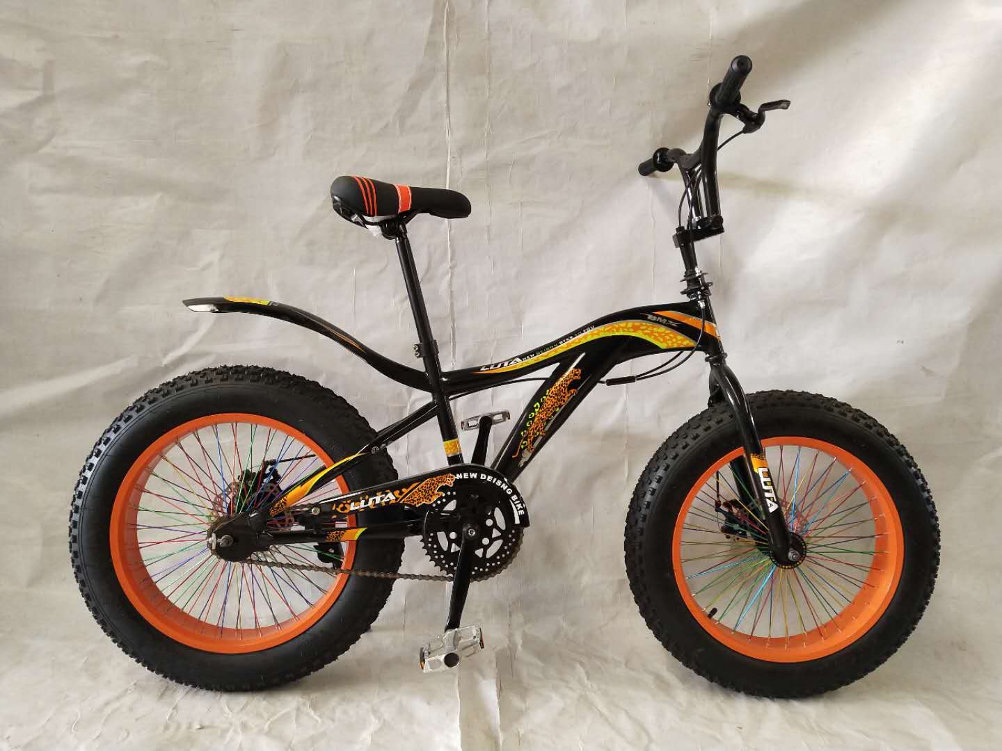 LUTA mountain bike 20 "21-575 full figure