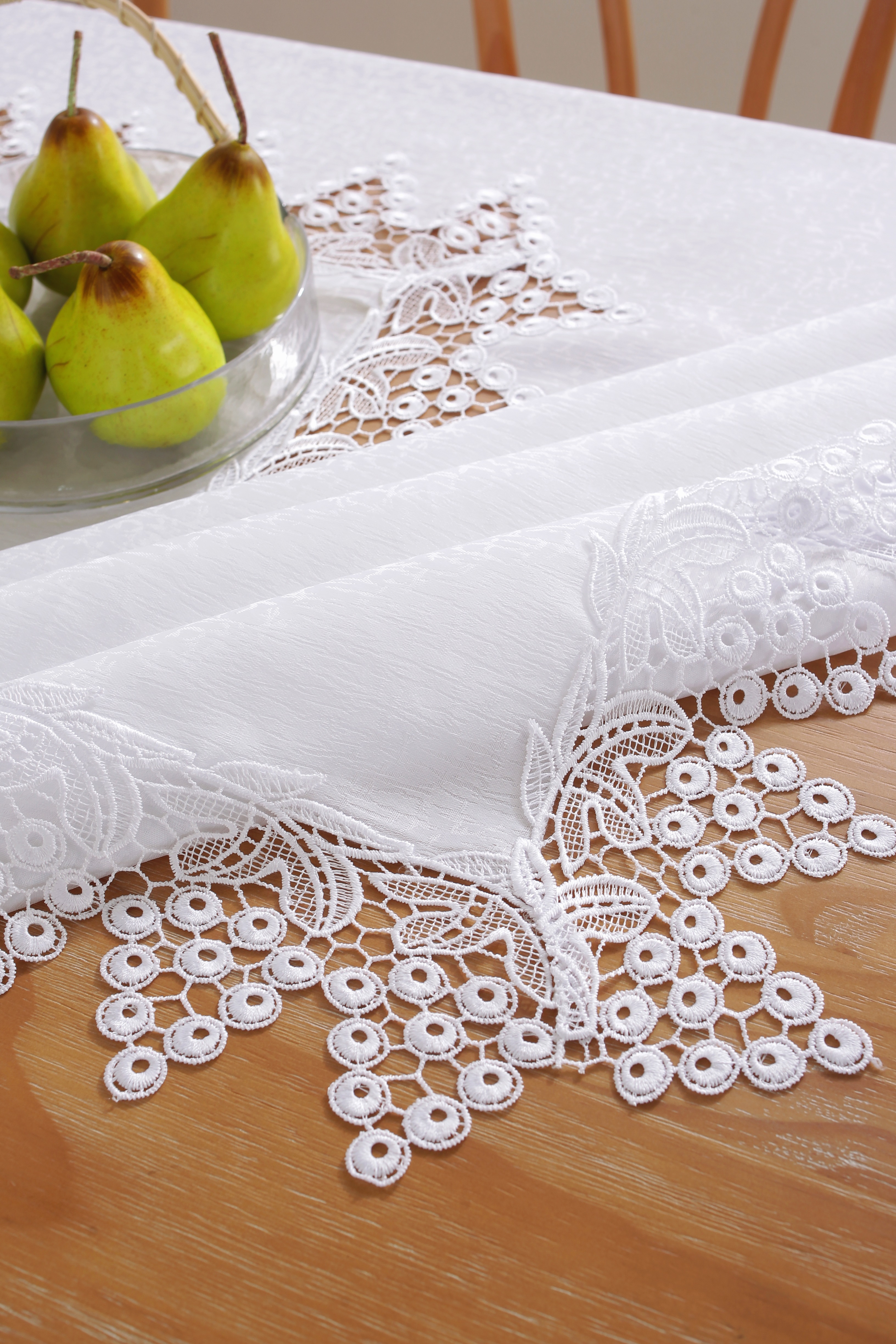 New Tablecloth Application Scenario