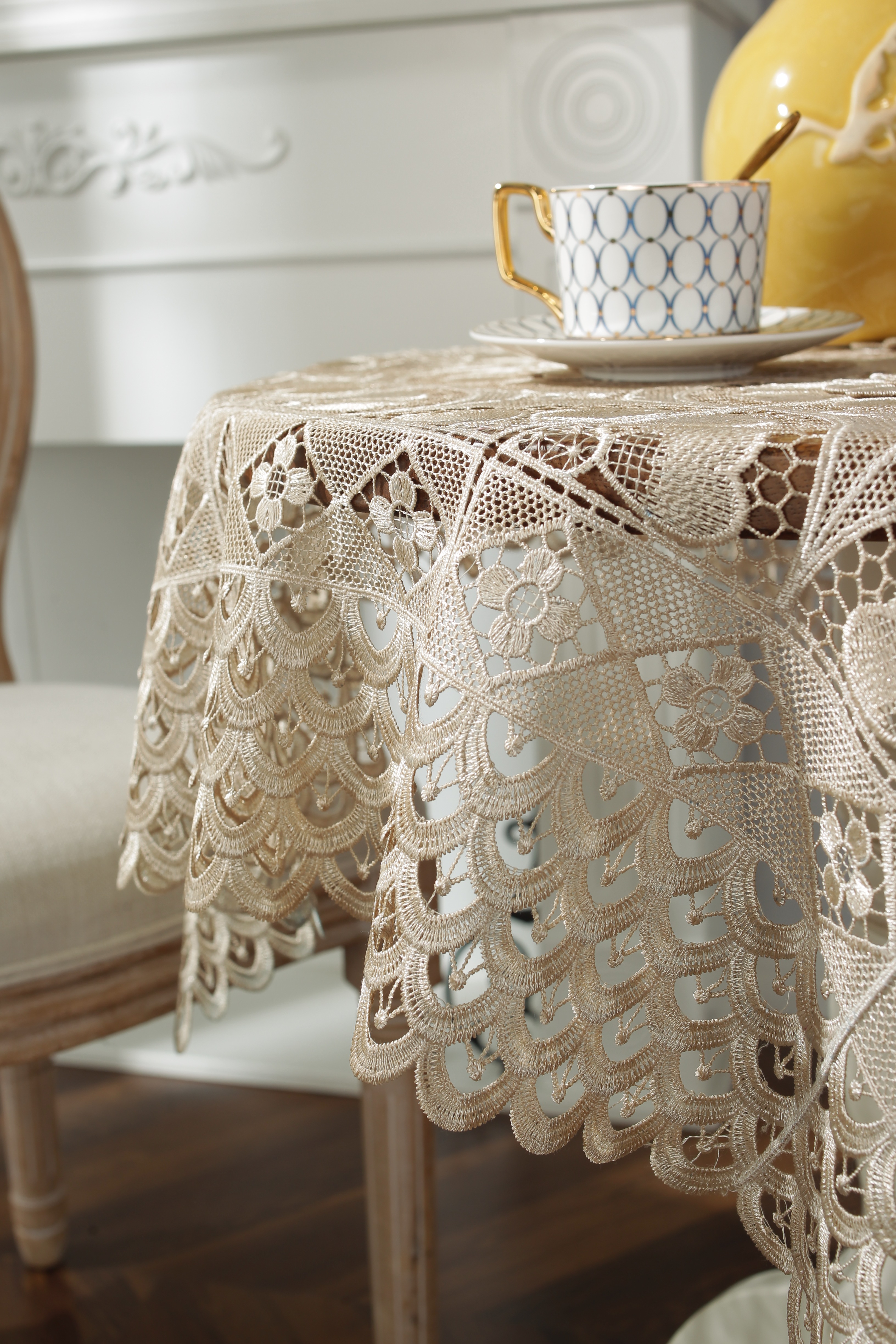 Fancy Jacquard Lace Tablecloth details Picture