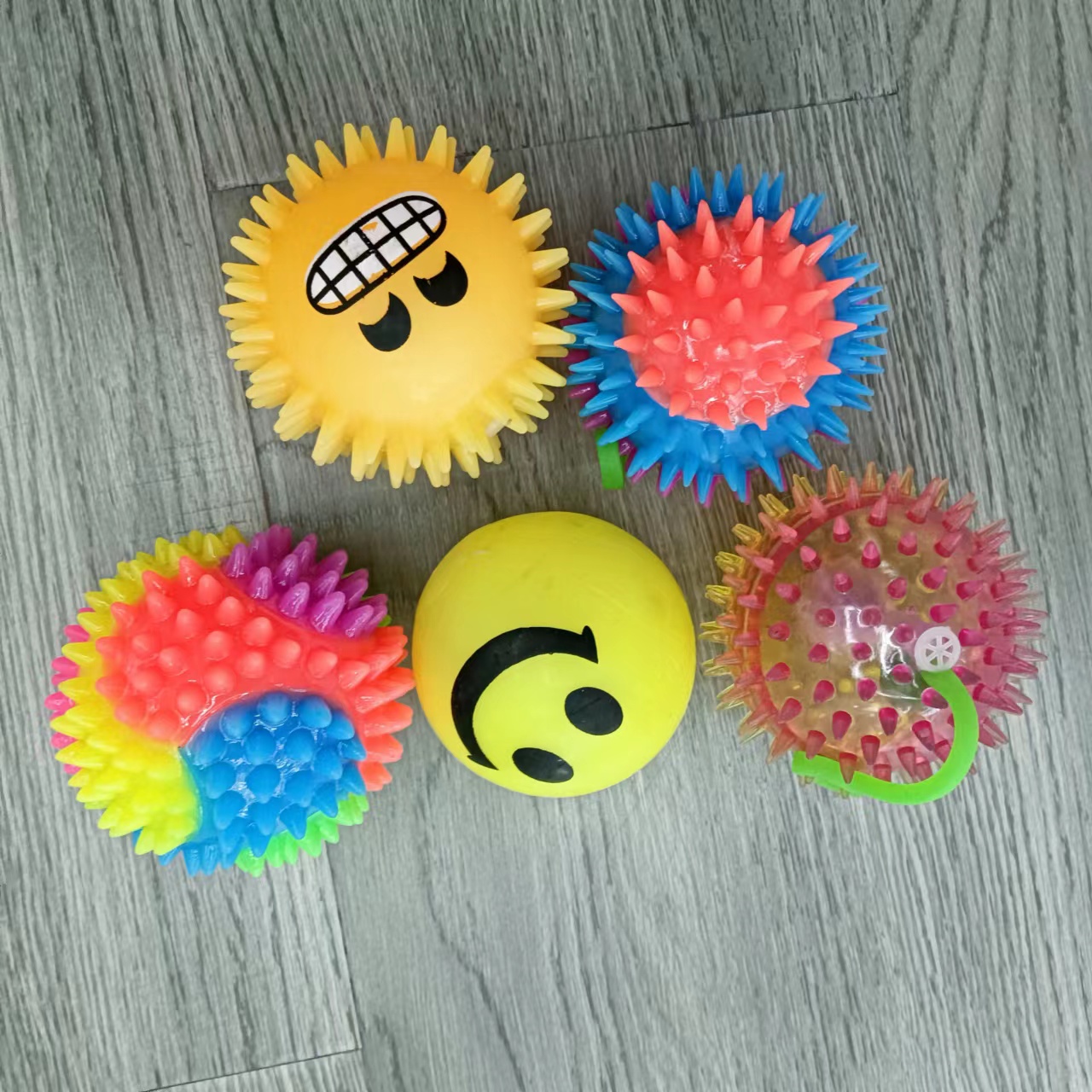 Pet Toy Tooth Cleaning Elastic Ball Bite Resistant Sound Interactive Dog Cross-Border Burr Sea Urchin Toy Ball Wholesale Activities Goods, Pick-Up Only