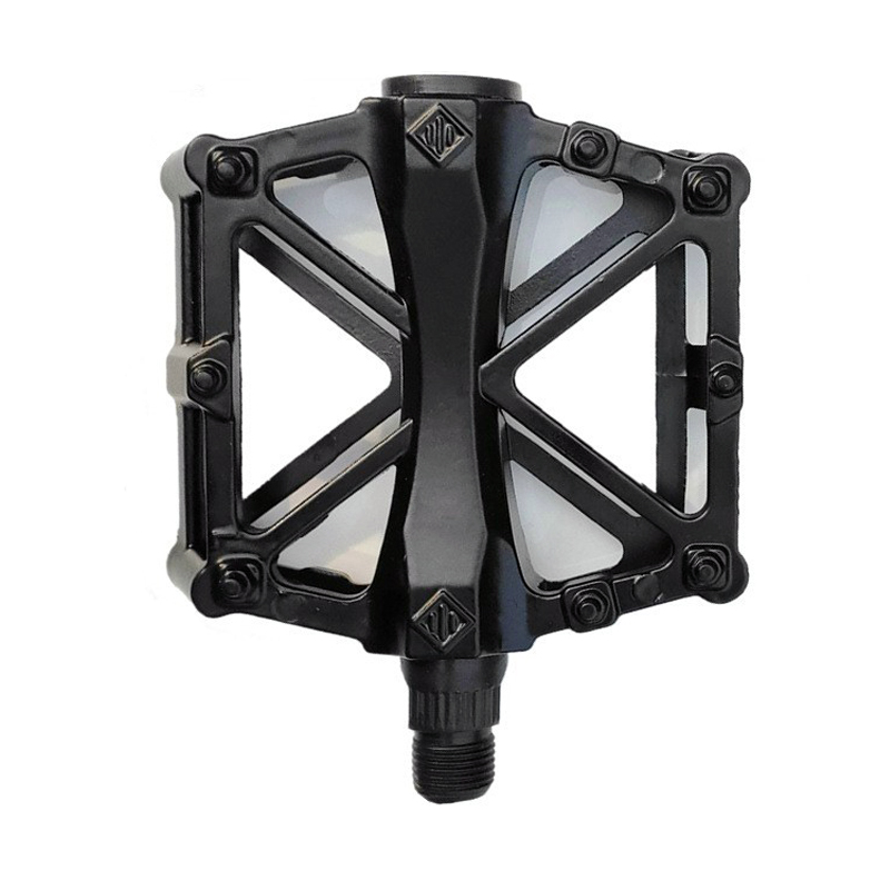 221219 Bicycle pedals, double-perrin bearing pedals, aluminum alloy pedals, bicycle pedals, mountain bikes with nails and anti-slip pedals details Picture