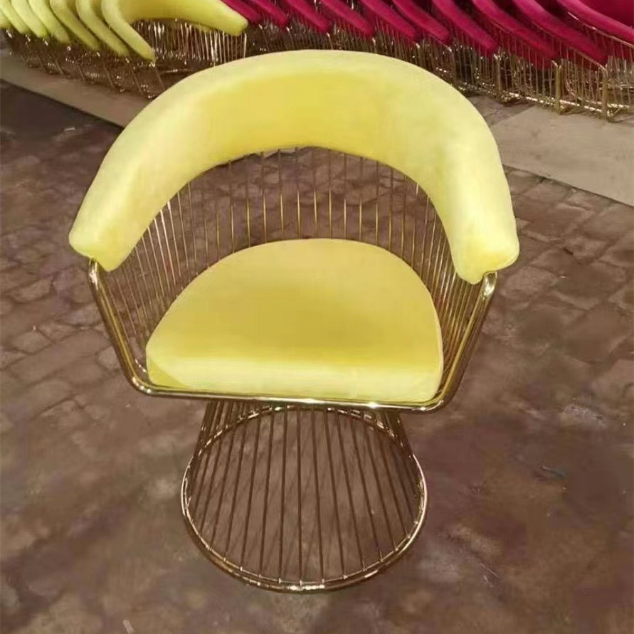 吕字家具-轻奢餐椅家用北欧铁艺靠背椅现代简约高端设计师意式久坐舒适椅子详情3