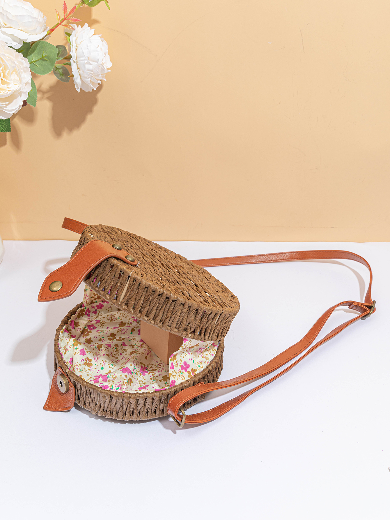 Forest department of pastoral wind grass braided oblique shoulder round bun Fu coconut 31 Specification drawing