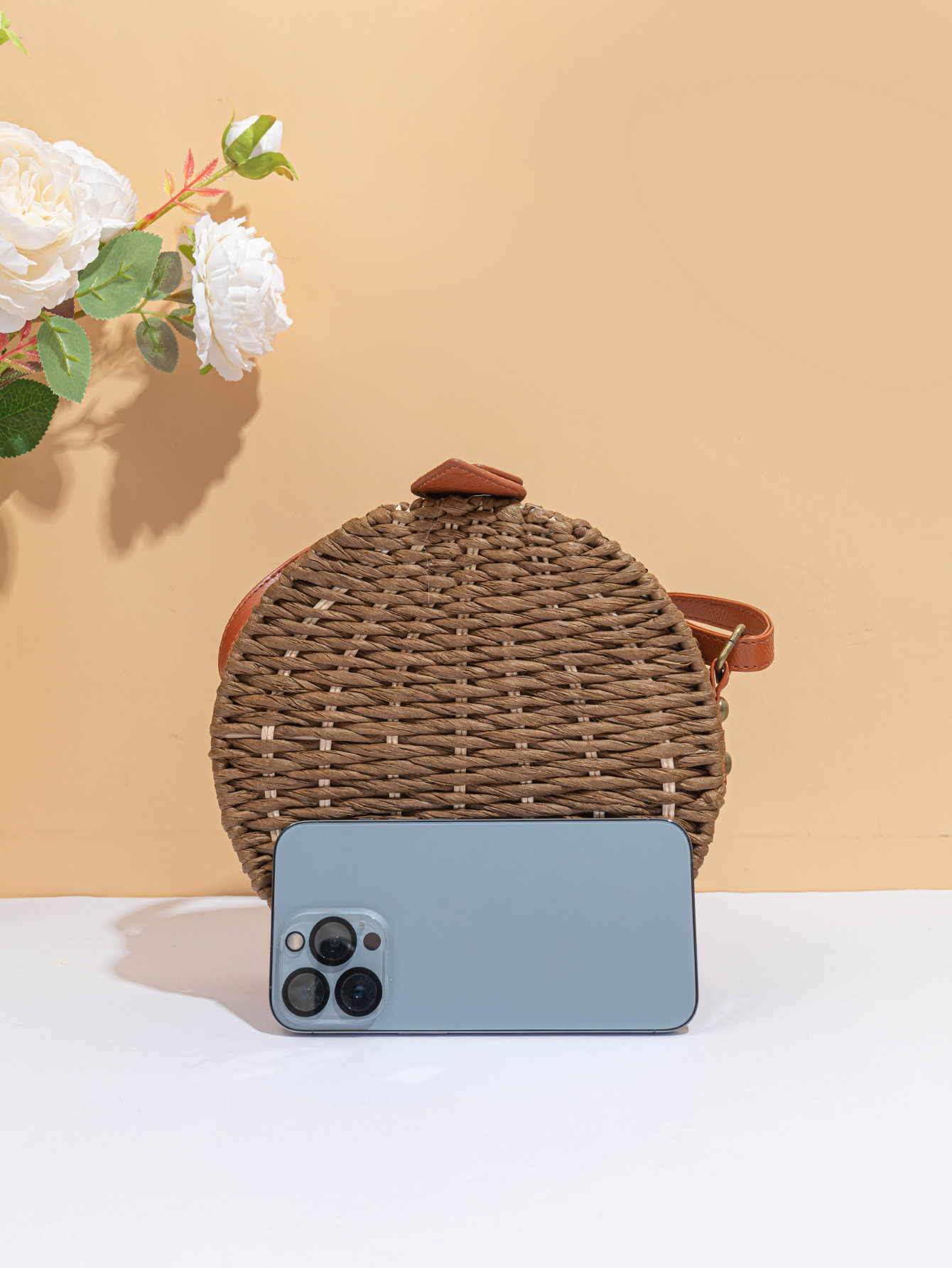 Forest department of pastoral wind grass braided oblique shoulder round bun Fu coconut 31 Item Picture