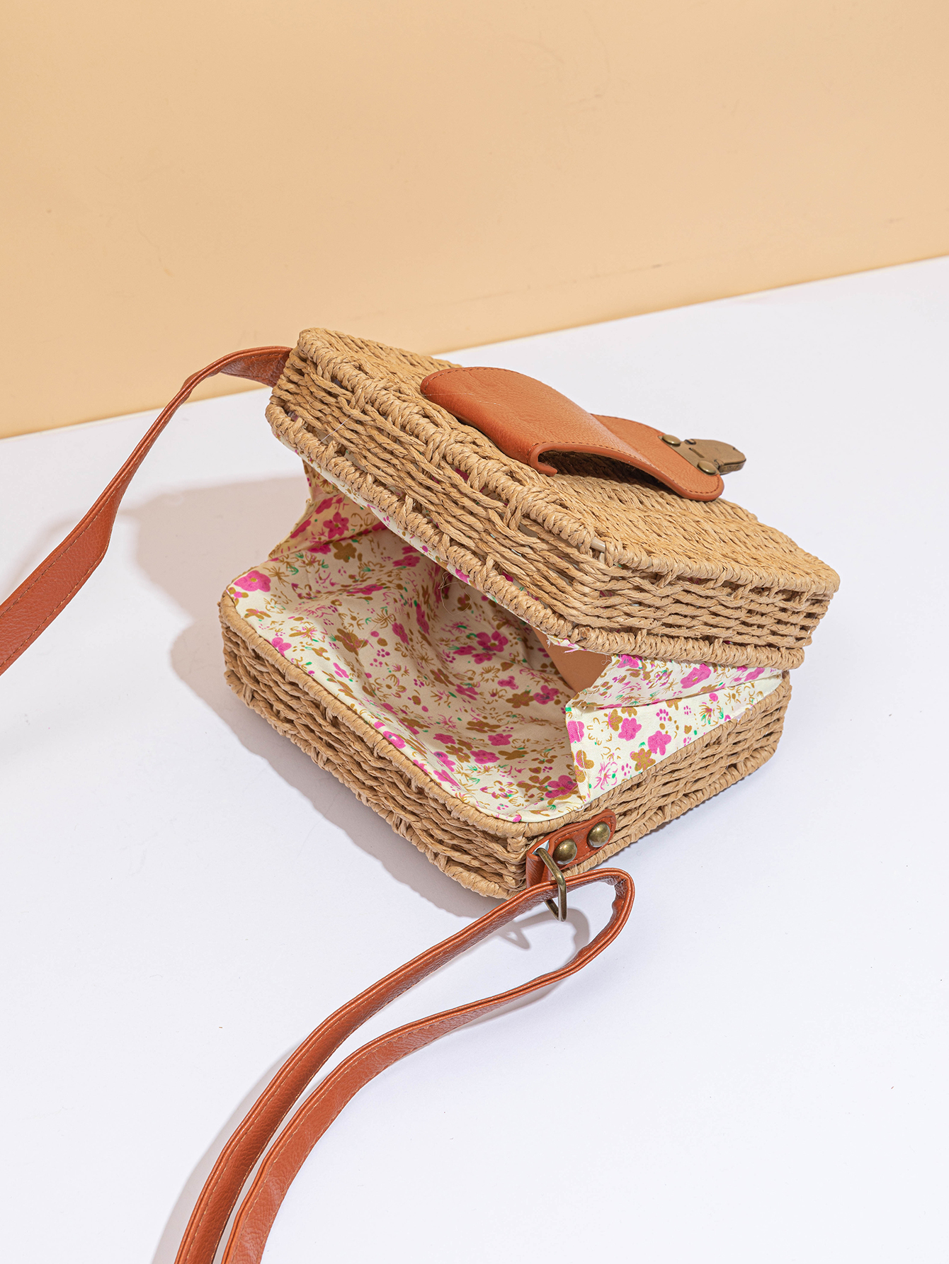 Forest department garden style grass braided oblique shoulder square bag Fu coconut 60 Specification drawing
