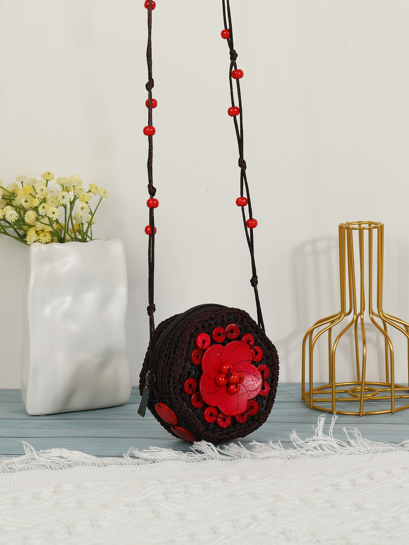 Ethnic style vintage coconut shell flowers round mini Oblique shoulder coin purse Fu Coconut 101