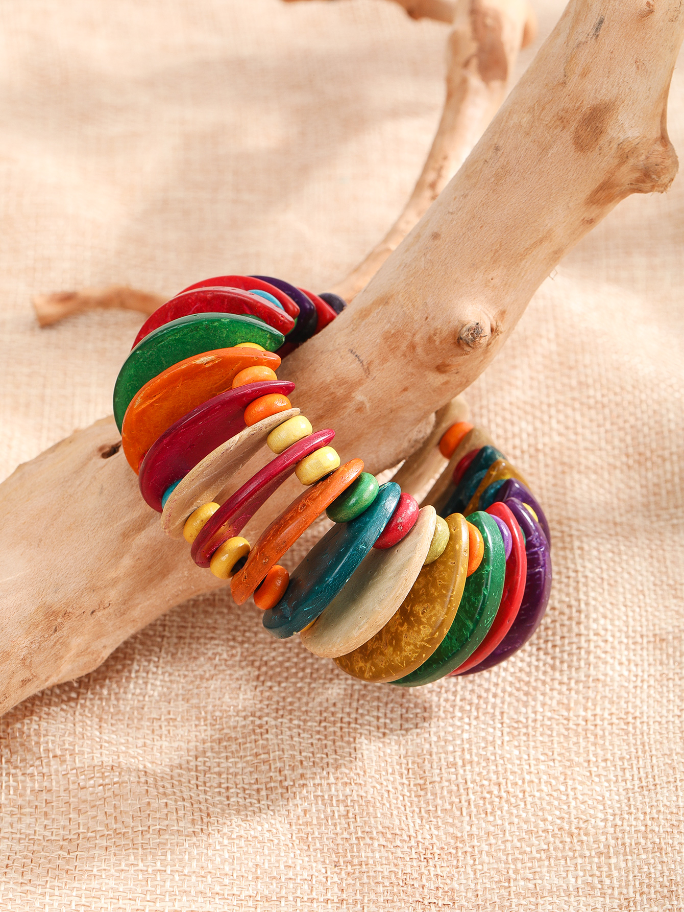 Retro ethnic style Bohemian Coconut shell semicircle bracelet Fu Coconut 102