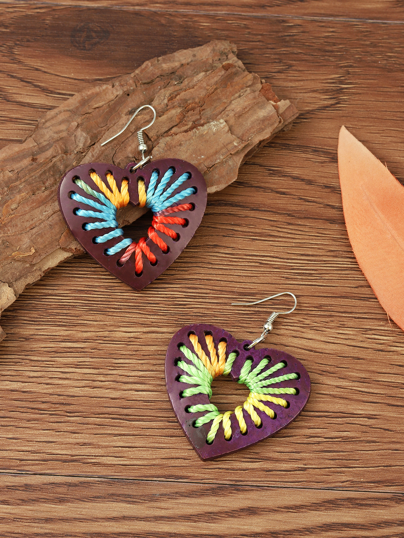 Retro ethnic style Bohemian Coconut shell heart earrings Fu Coconut 01
